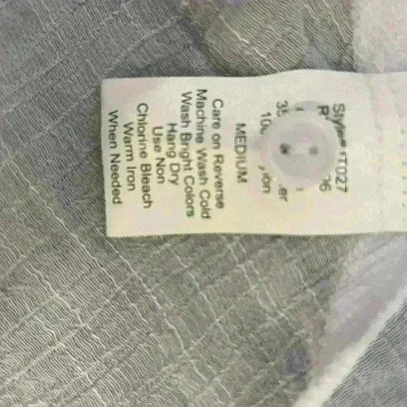 C’estT01, Size Medium White Lace and Cotton Sleeveless top - Picture 6 of 6